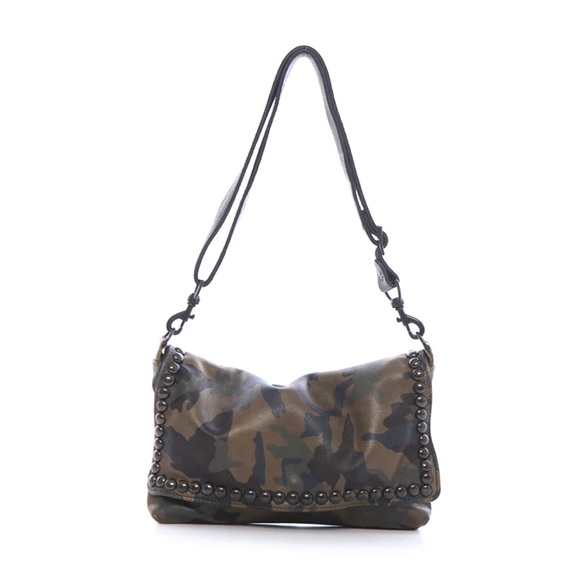 Lynn Tallerico Robin Bag in Camo - Picture 4 of 6